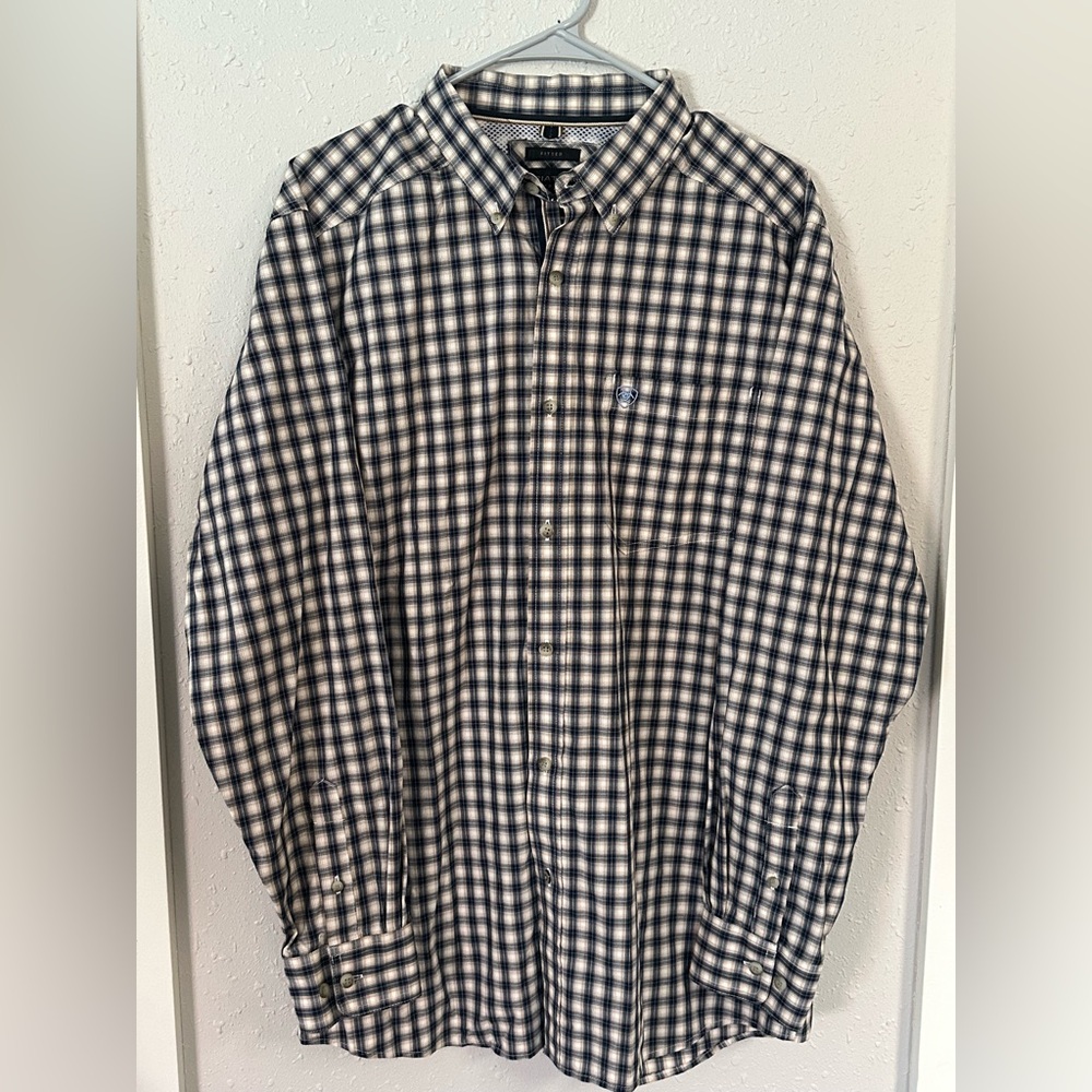 Men’s Ariat Pro Series Blue Checkered shirt